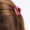 2 pinzas para el pelo con forma de corazón
