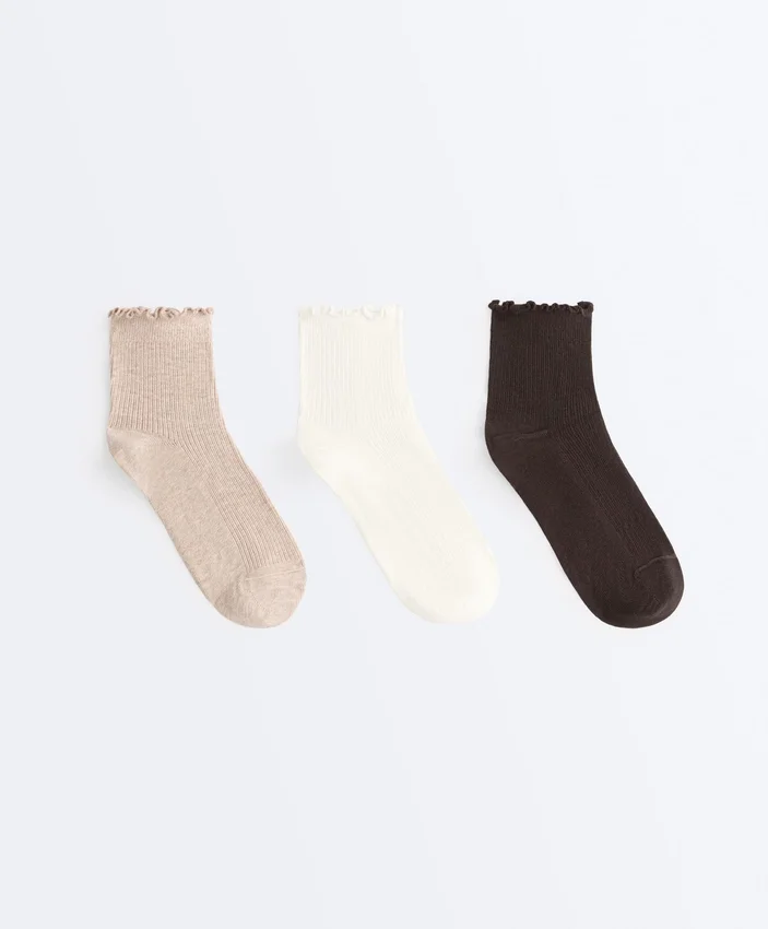 3 pares de calcetines cortos de mezcla de algodón con borde rizado 3 pares de calcetines cortos de mezcla de algodón con borde rizado