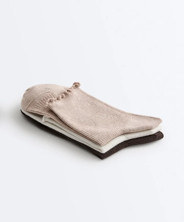 3 pares de calcetines cortos de mezcla de algodón con borde rizado 3 pares de calcetines cortos de mezcla de algodón con borde rizado