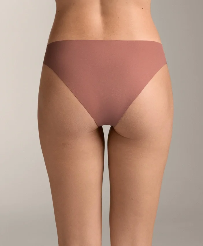 5 braguitas clásicas de corte en V invisibles de mezcla de poliamida Pantone™ 5 braguitas clásicas de corte en V invisibles de mezcla de poliamida Pantone™