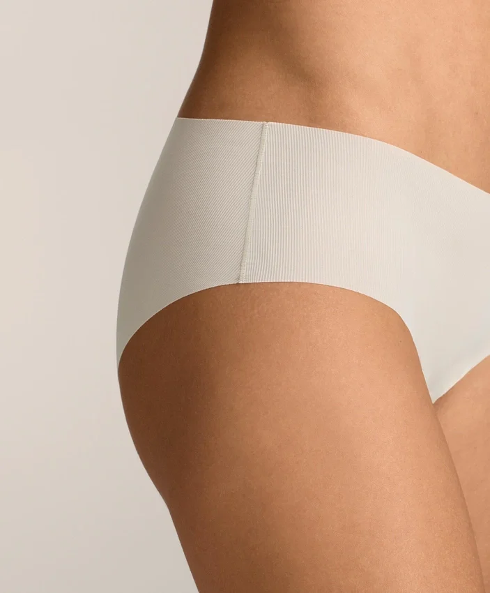 5 braguitas hipster ligeras de mezcla de poliamida acanalada con corte invisible a láser 5 braguitas hipster ligeras de mezcla de poliamida acanalada con corte invisible a láser