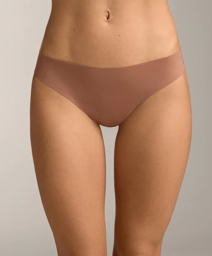 5 tangas invisibles de mezcla de poliamida Pantone™ 5 tangas invisibles de mezcla de poliamida Pantone™