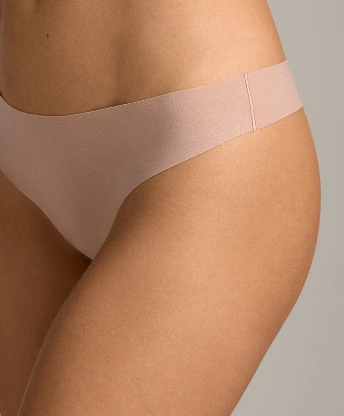 5 tangas invisibles de mezcla de poliamida Pantone™ 5 tangas invisibles de mezcla de poliamida Pantone™