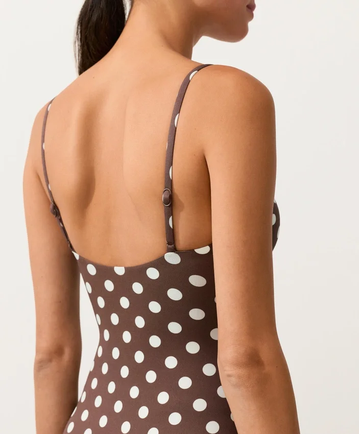 Bañador bandeau de piqué con lunares Bañador bandeau de piqué con lunares