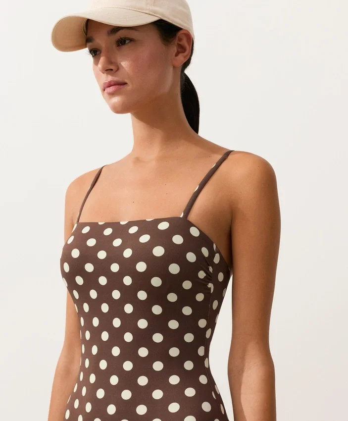 Bañador bandeau de piqué con lunares Bañador bandeau de piqué con lunares