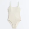 Bañador de cuello redondo de croché con textura de burbujas Bañador de cuello redondo de croché con textura de burbujas