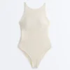 Bañador halter de ganchillo con textura de burbujas Bañador halter de ganchillo con textura de burbujas