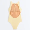 Bañador halter de ganchillo con textura de burbujas Bañador halter de ganchillo con textura de burbujas