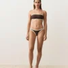 Bikini bandeau con ribete en contraste Bikini bandeau con ribete en contraste