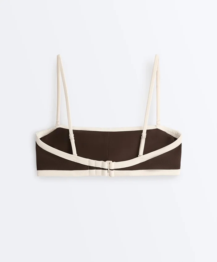 Bikini bandeau con ribete en contraste Bikini bandeau con ribete en contraste