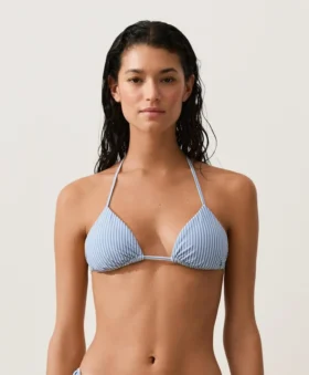 Bikini triangular con rayas texturizadas