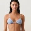 Bikini triangular con rayas texturizadas Bikini triangular con rayas texturizadas