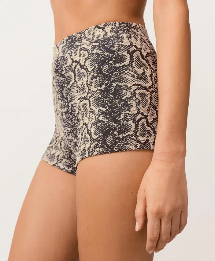 Bikinis de talle alto con estampado de serpiente en pantalones cortos Bikinis de talle alto con estampado de serpiente en pantalones cortos