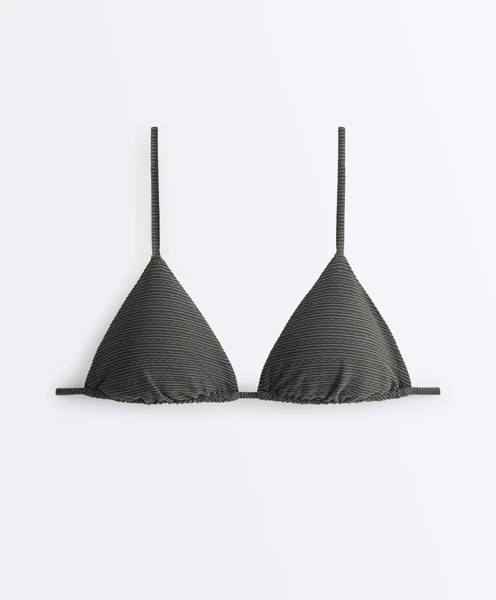 Bikinis triangulares de jacquard con efecto lavado Bikinis triangulares de jacquard con efecto lavado