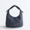 Bolso a rayas con nudo