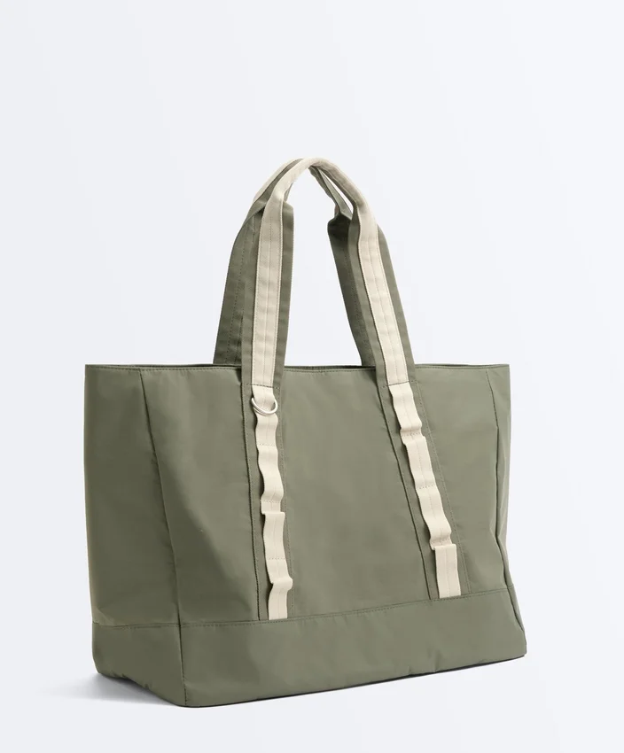 Bolso shopper en contraste Bolso shopper en contraste