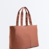 Bolso tipo shopper blando con cremallera