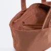 Bolso tipo shopper blando con cremallera