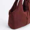 Bolso tipo shopper con ribete en contraste Bolso tipo shopper con ribete en contraste
