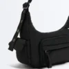 Bolsos mini con bolsillos maxi