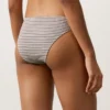 Braguitas clásicas de bikinis a rayas Braguitas clásicas de bikinis a rayas