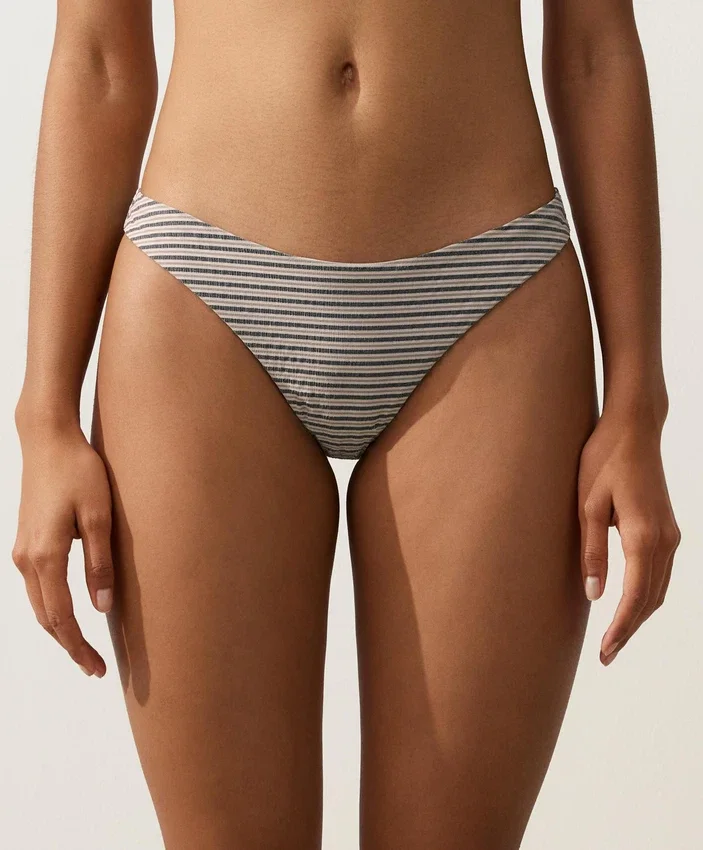 Braguitas de bikini de cobertura media con corte en U a rayas Braguitas de bikini de cobertura media con corte en U a rayas