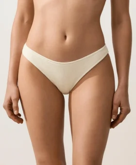 Braguitas de bikini de cobertura media con corte en U y tejido arrugado