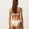 Braguitas de bikini de cobertura media con corte en U y tejido arrugado Braguitas de bikini de cobertura media con corte en U y tejido arrugado