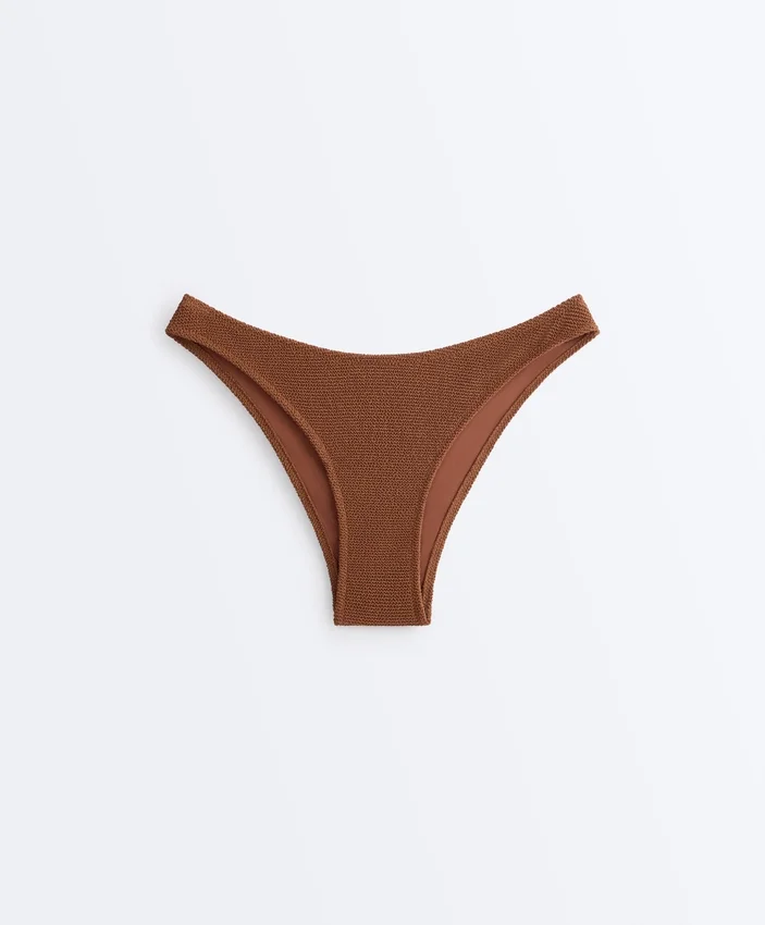 Braguitas de bikini de cobertura media con corte en U y tejido arrugado Braguitas de bikini de cobertura media con corte en U y tejido arrugado