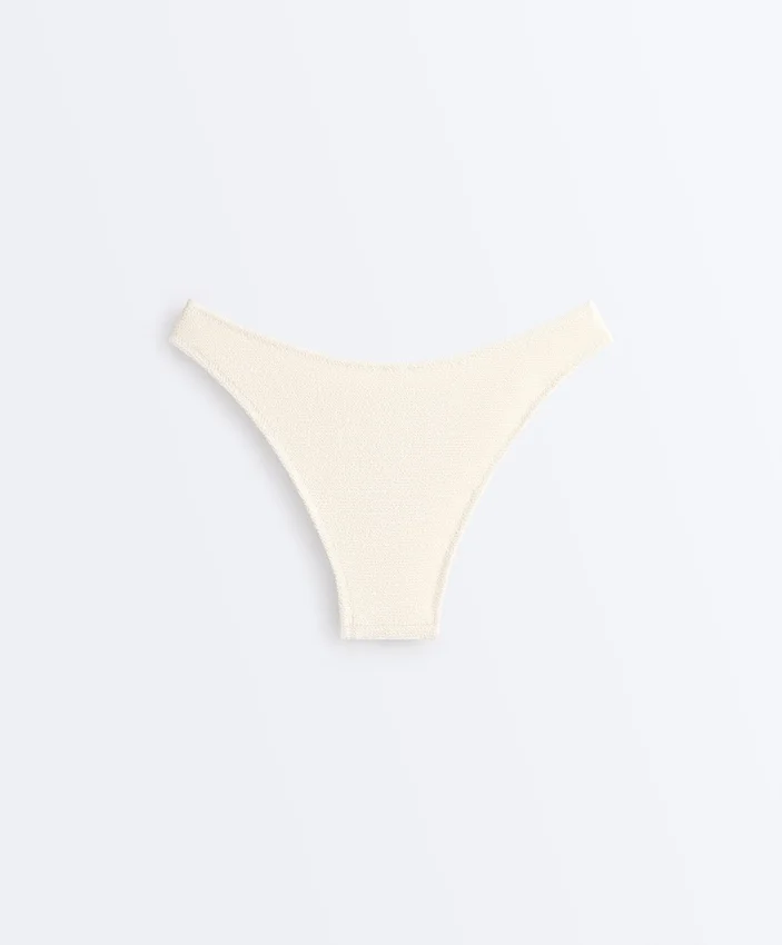 Braguitas de bikini de cobertura media con corte en U y tejido arrugado Braguitas de bikini de cobertura media con corte en U y tejido arrugado
