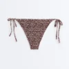 Braguitas de bikini de cobertura media con lazo y tejido fruncido Braguitas de bikini de cobertura media con lazo y tejido fruncido