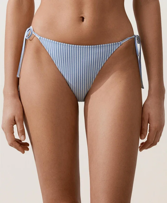 Braguitas de bikini de cobertura media con rayas texturizadas y lazos Braguitas de bikini de cobertura media con rayas texturizadas y lazos