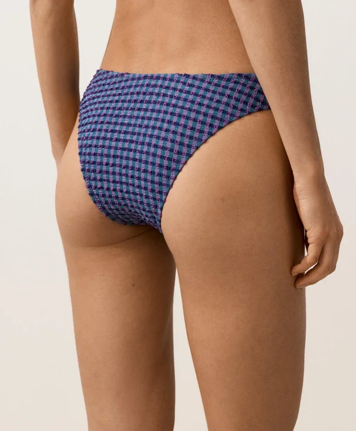 Braguitas de bikini de corte en U y cobertura media con estampado de cuadros vichy Braguitas de bikini de corte en U y cobertura media con estampado de cuadros vichy