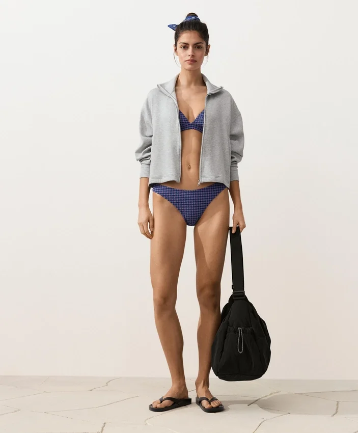 Braguitas de bikini de corte en U y cobertura media con estampado de cuadros vichy Braguitas de bikini de corte en U y cobertura media con estampado de cuadros vichy