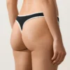 Braguitas de bikini tipo tanga con corte en U y ribete en contraste