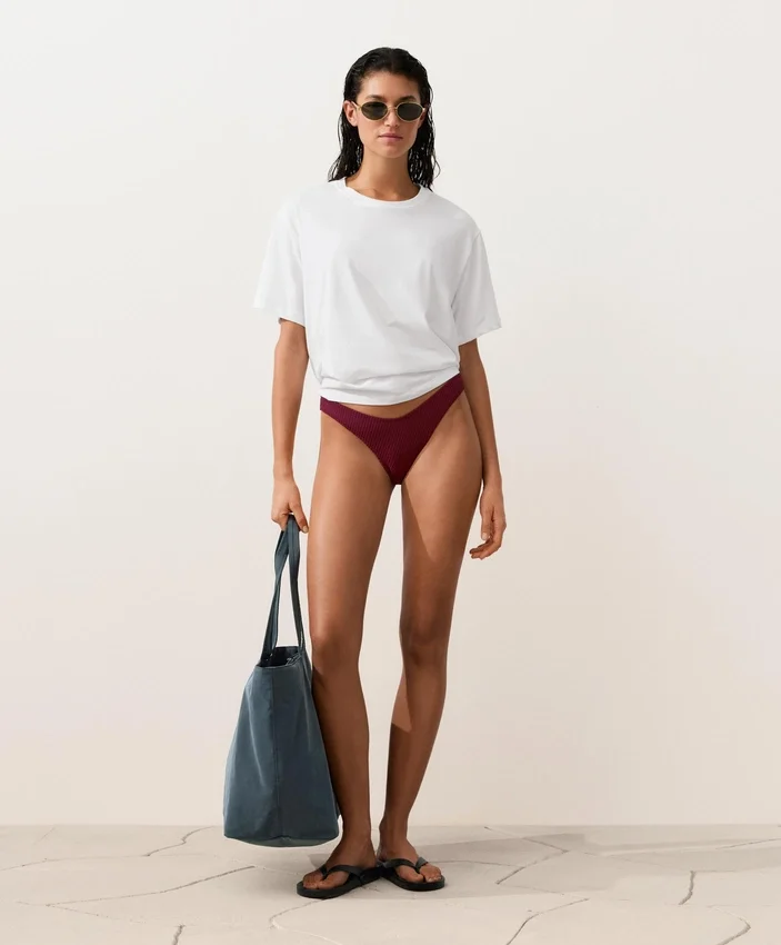Braguitas de bikinis brasileñas con corte en U y jacquard de cuadros pequeños Braguitas de bikinis brasileñas con corte en U y jacquard de cuadros pequeños