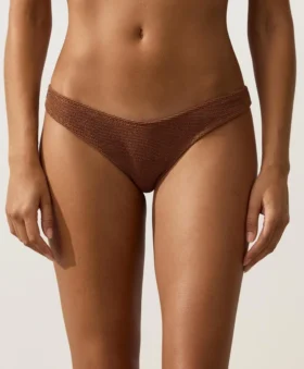 Braguitas de bikinis brasileñas con corte en U y tejido arrugado