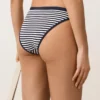 Braguitas de bikinis clásicas con rayas texturizadas Braguitas de bikinis clásicas con rayas texturizadas