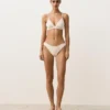 Top de bikini triangular de croché con textura de burbujas