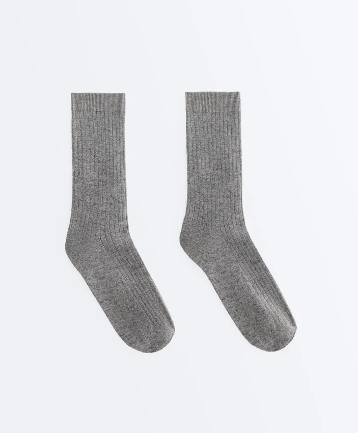Calcetines clásicos de mezcla de modal con 13 % de cachemira Calcetines clásicos de mezcla de modal con 13 % de cachemira
