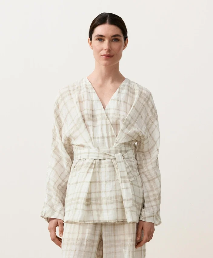 Camisas tipo kimono a cuadros de mezcla de lino y lyocell Camisas tipo kimono a cuadros de mezcla de lino y lyocell
