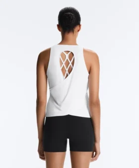 Camiseta Comfortlux con espalda cruzada