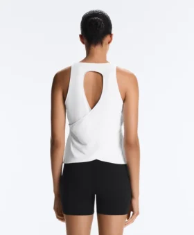 Camiseta Comfortlux con espalda cruzada