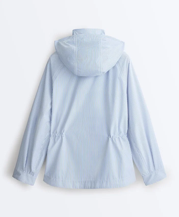 Chaqueta a rayas extra ligera e impermeable 10K Chaqueta a rayas extra ligera e impermeable 10K