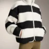 Chaqueta bomber de imitación de chaqueta de piel de oveja a rayas