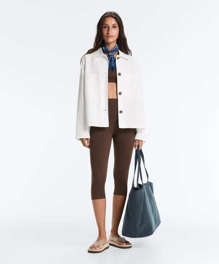 Chaqueta con bolsillos de mezcla de algodón Chaqueta con bolsillos de mezcla de algodón