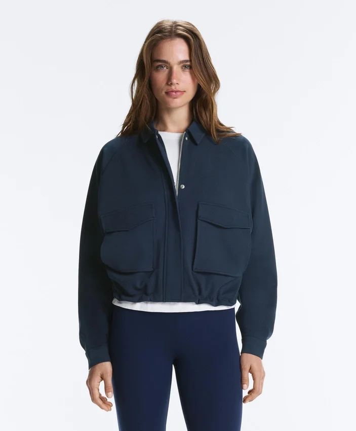 Chaqueta con bolsillos de piqué de algodón Chaqueta con bolsillos de piqué de algodón