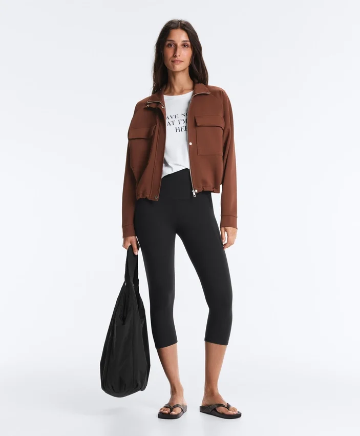 Chaqueta con bolsillos de piqué de algodón Chaqueta con bolsillos de piqué de algodón