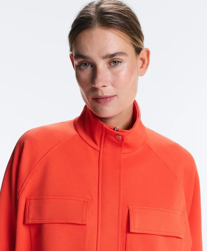 Chaqueta con bolsillos de piqué de algodón Chaqueta con bolsillos de piqué de algodón