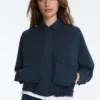 Chaqueta con bolsillos de piqué de algodón Chaqueta con bolsillos de piqué de algodón